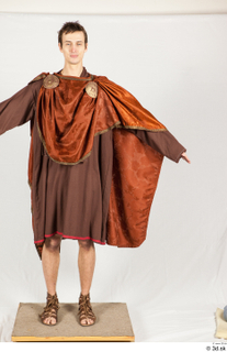 Photos Man in Historical Dress 35 Gladiator dress Historical clothing…
